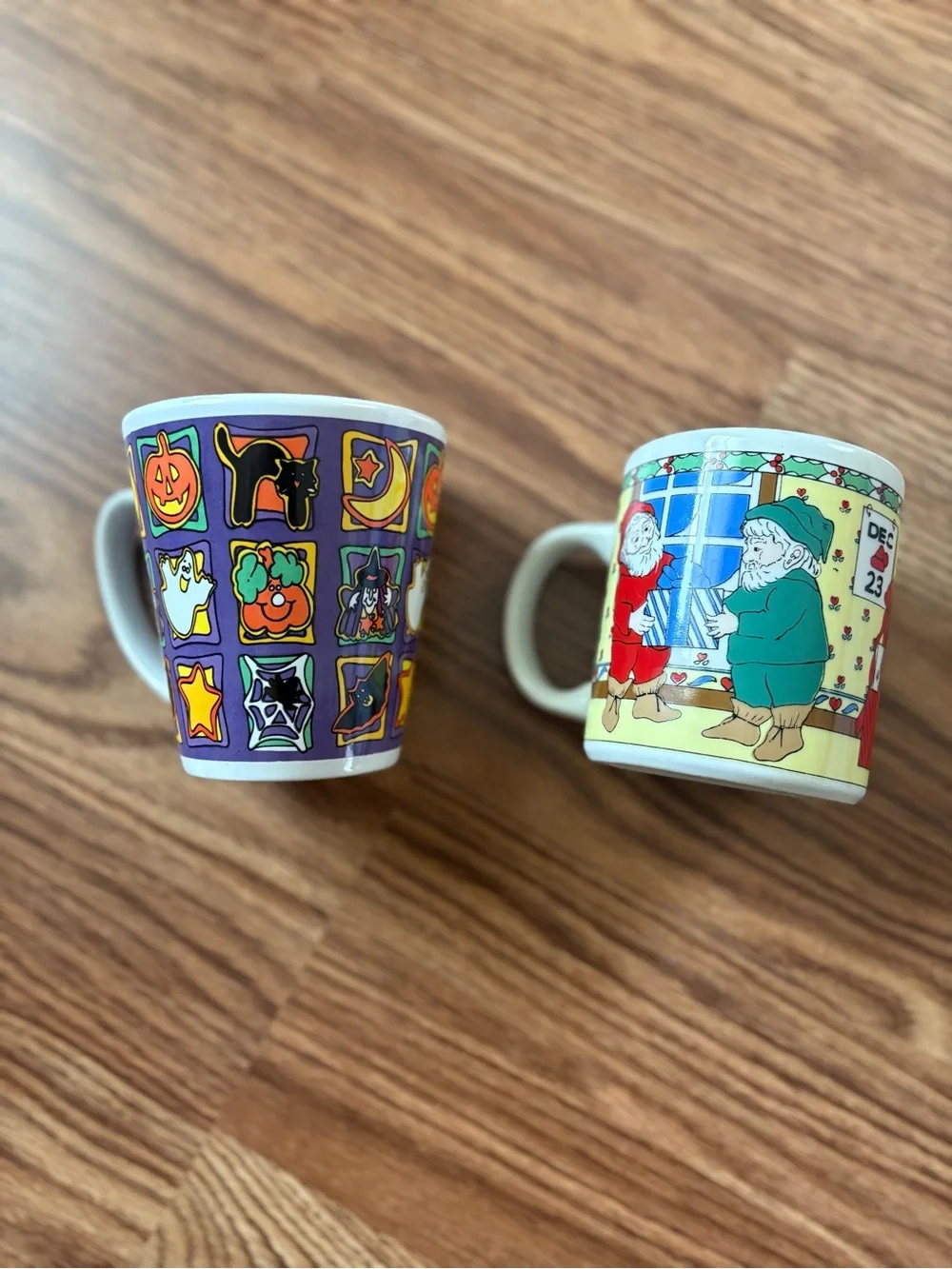 Vintage Look Holiday Mugs